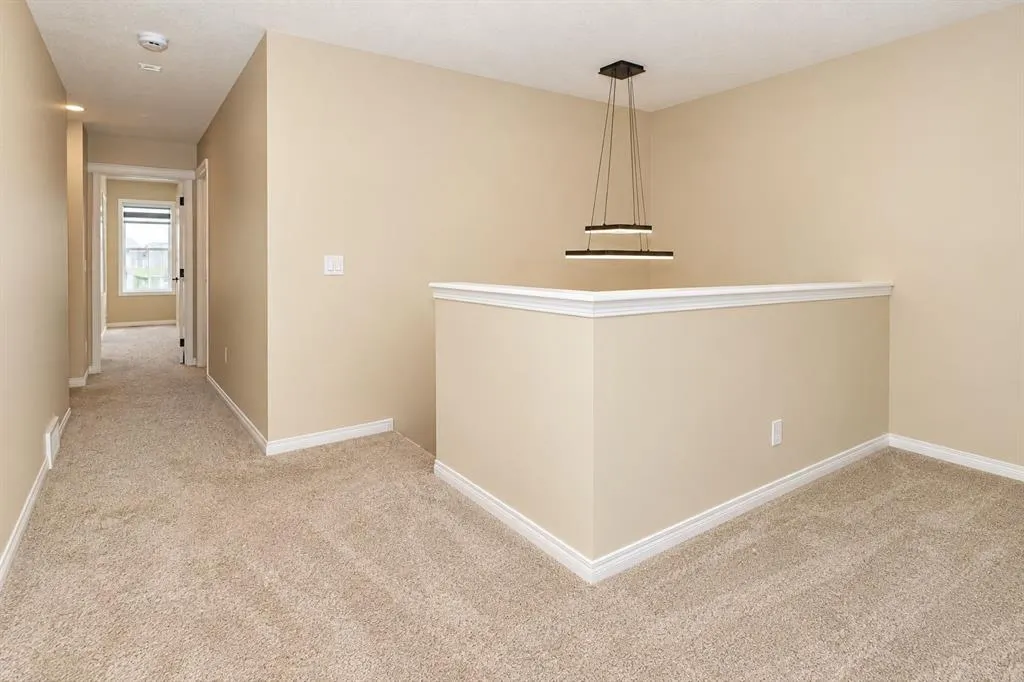 56 Corner Glen Green NE