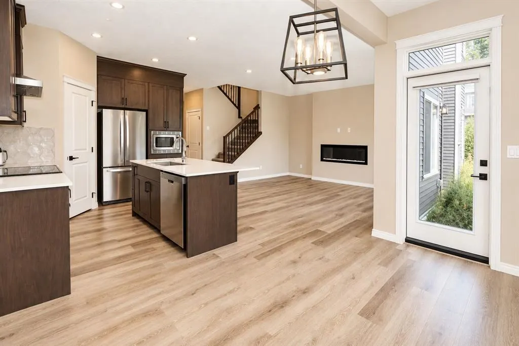 56 Corner Glen Green NE