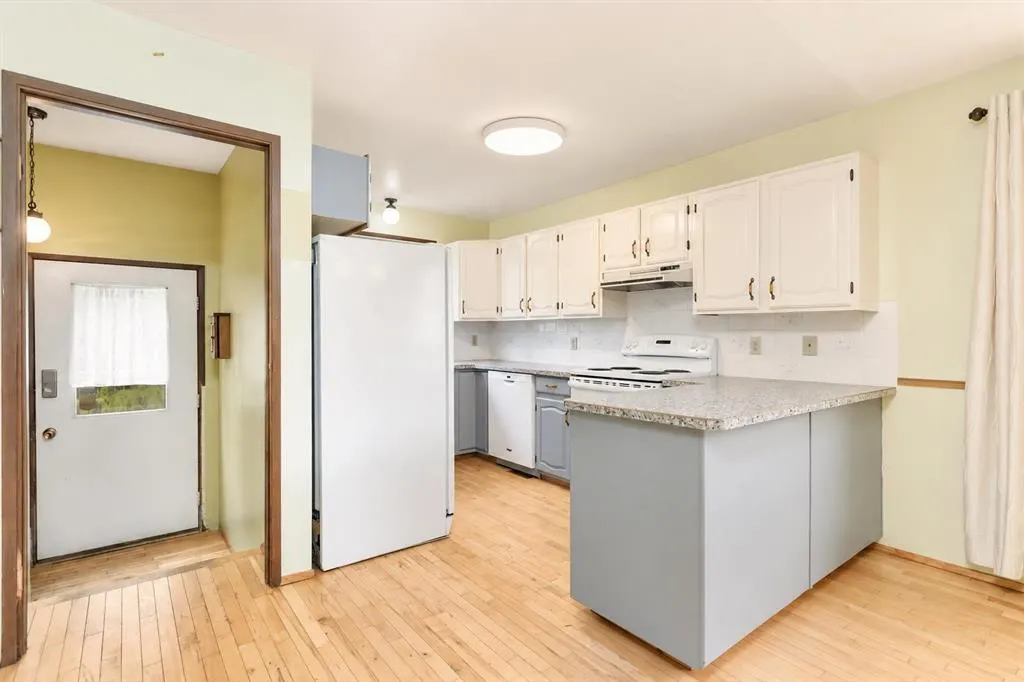 22 Blackstone Avenue