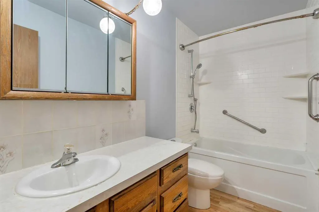 22 Blackstone Avenue