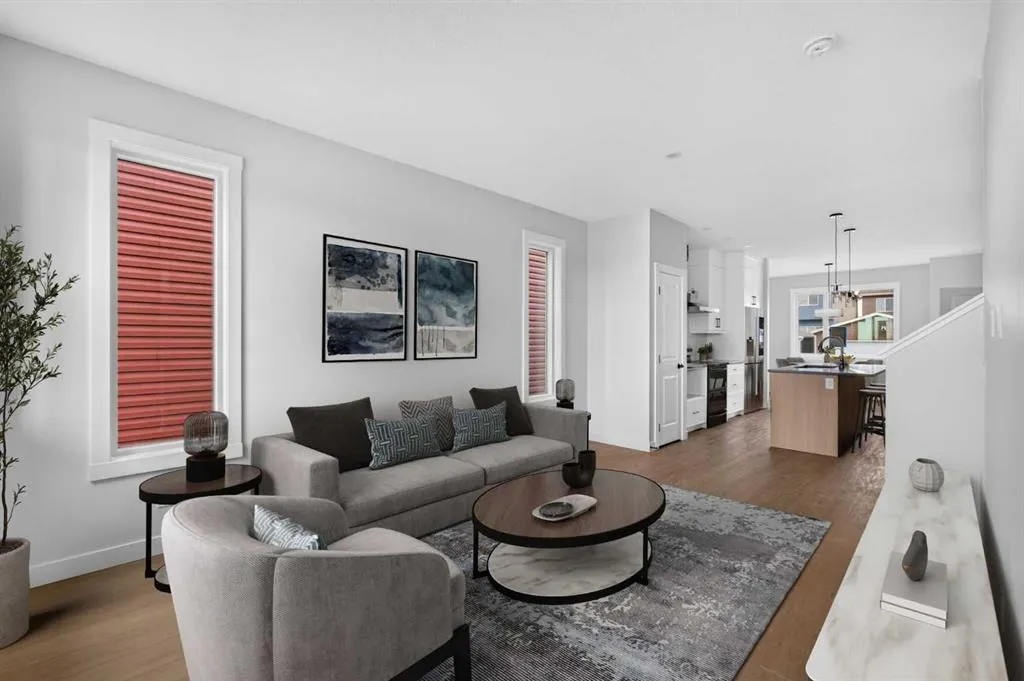 255 Lucas Gate NW