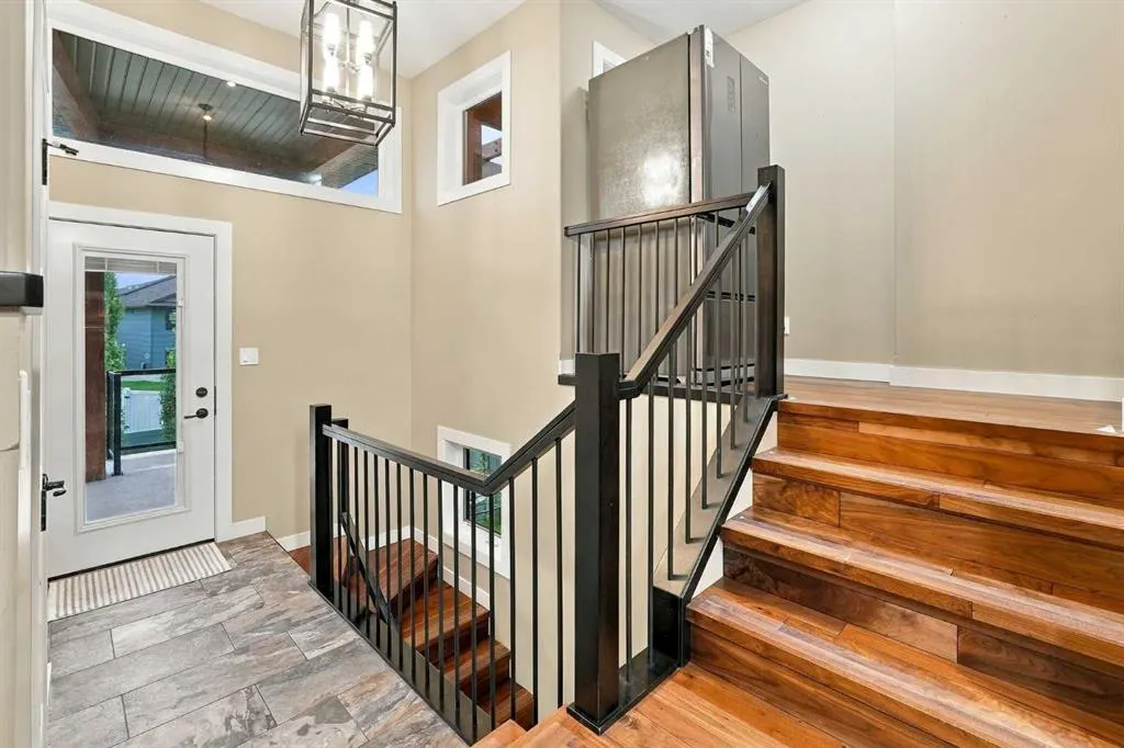73 Lundberg Crescent