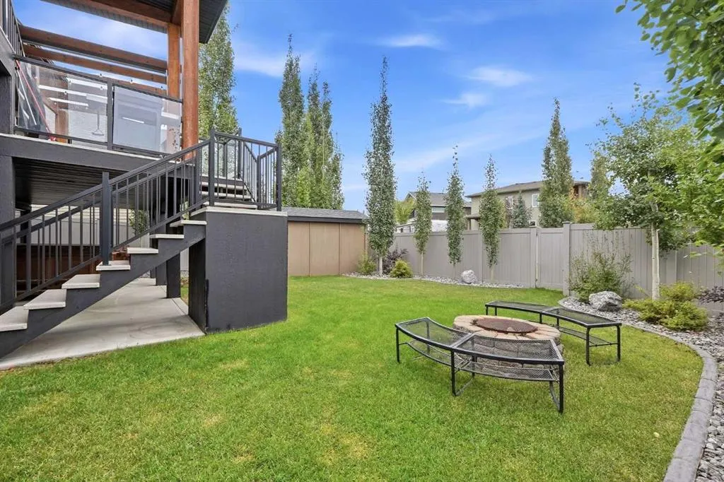 73 Lundberg Crescent