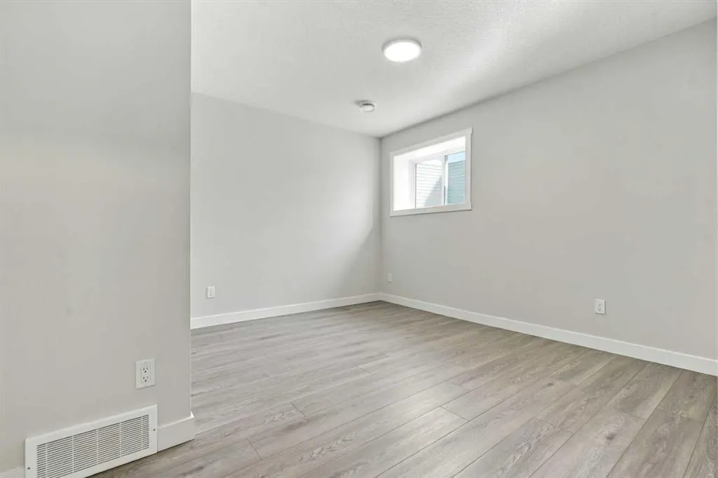 32 Clearview Gardens