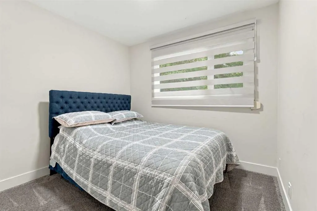 137 Lissington Drive SW