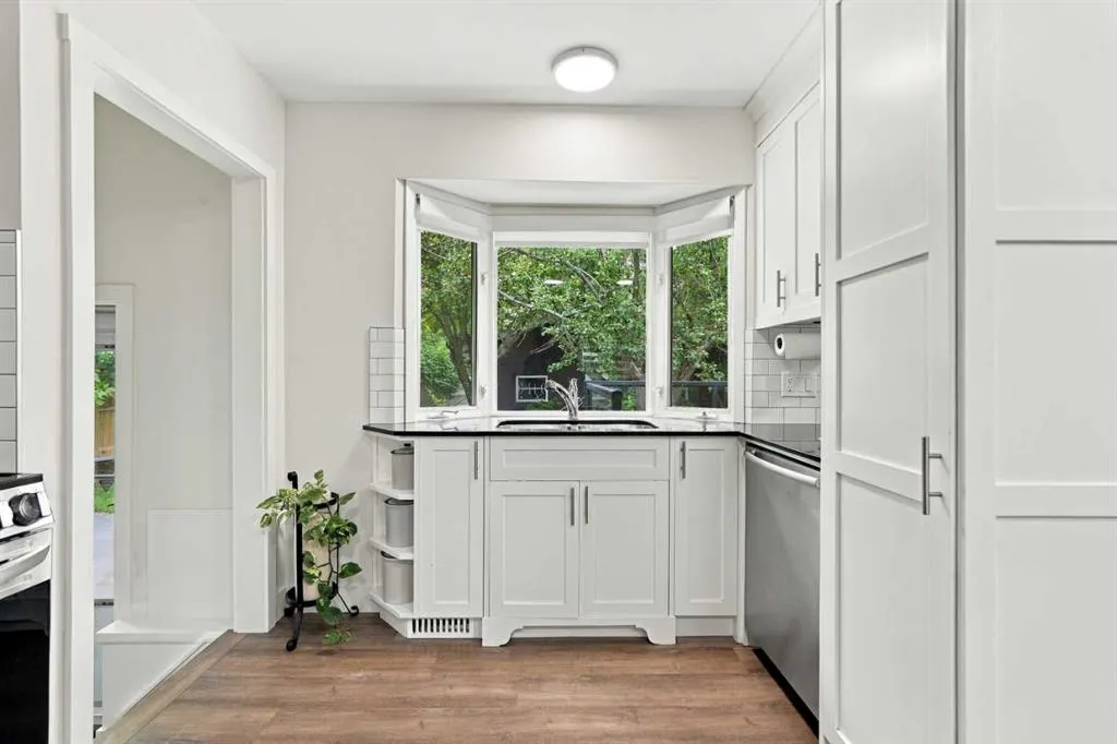 137 Lissington Drive SW
