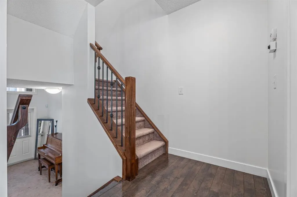 103 Panatella Road NW