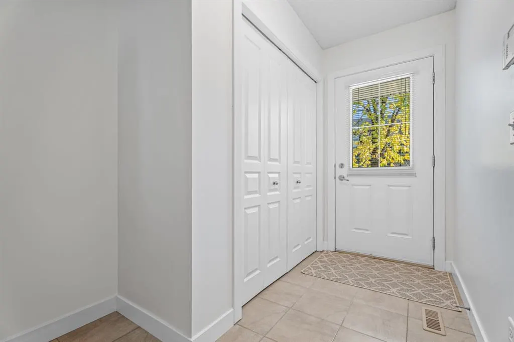 103 Panatella Road NW