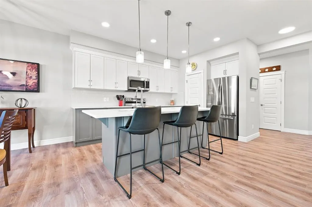 75 Sundown Close