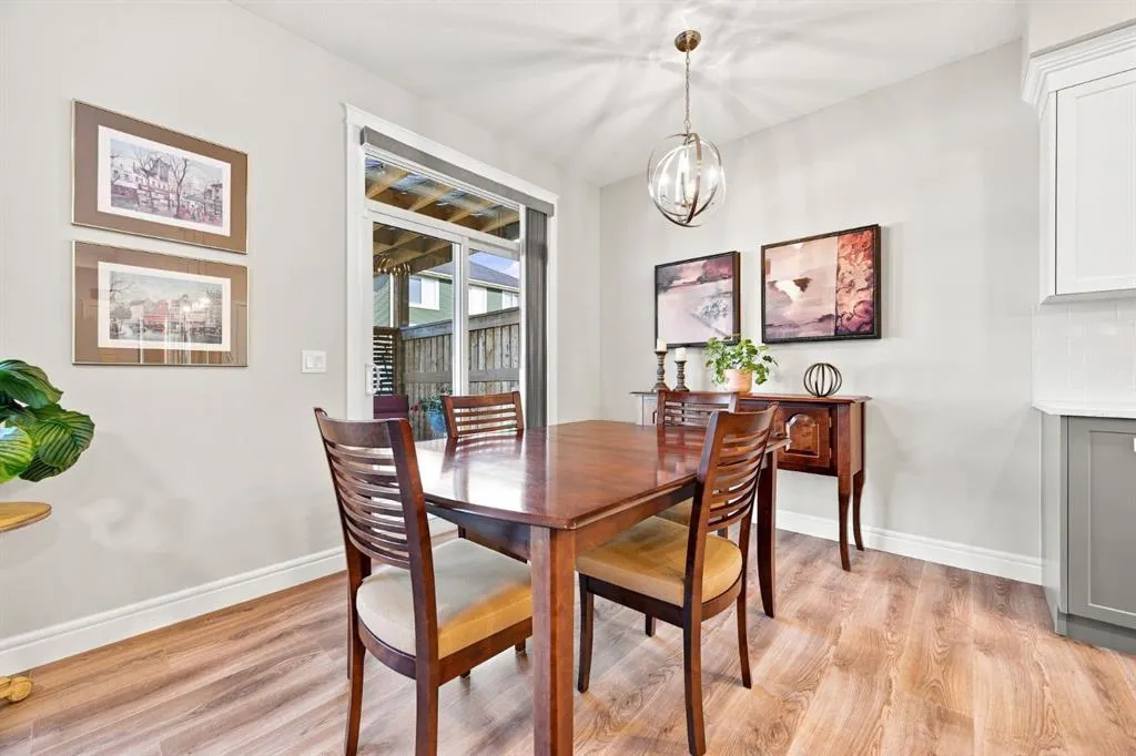 75 Sundown Close