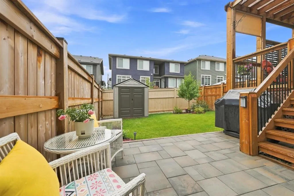 75 Sundown Close