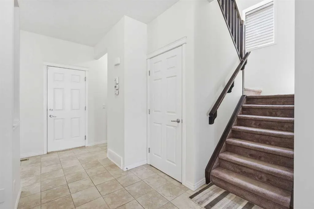 193 Hillcrest Drive SW