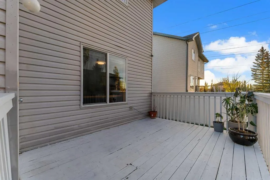 185 West Lakeview Drive