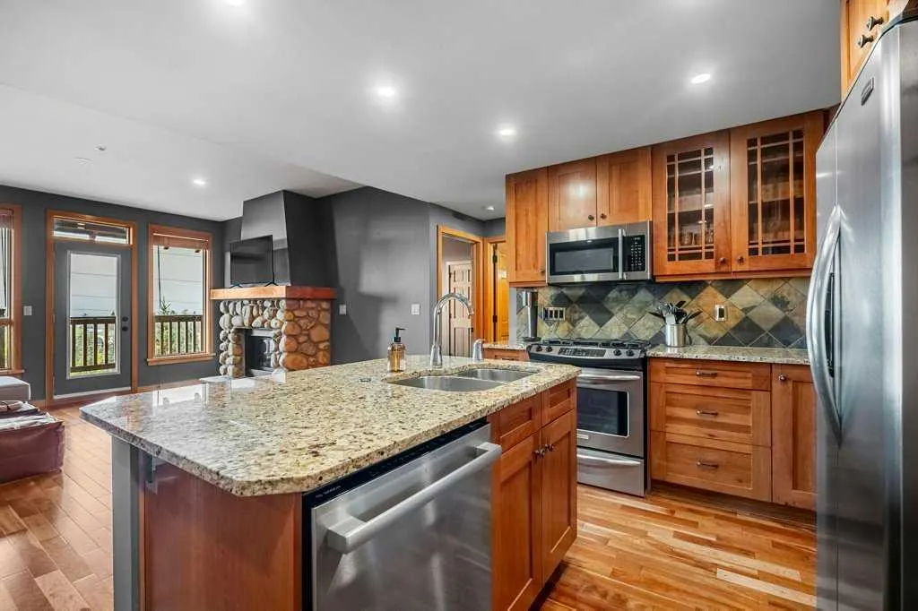 701 Benchlands Trail #303