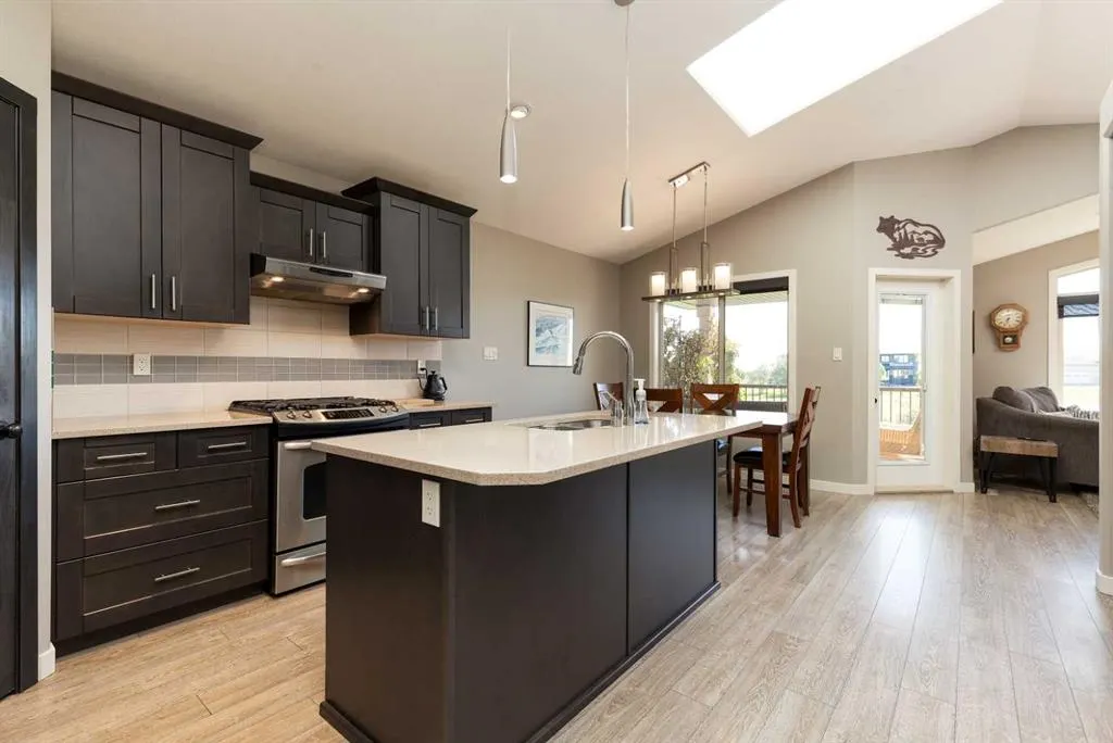 634 Canyonview Landing W