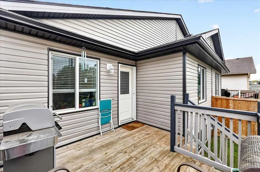 1429 Strathcona Way