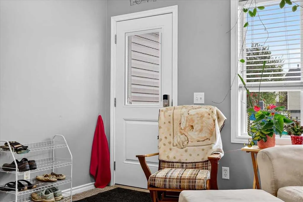 1429 Strathcona Way