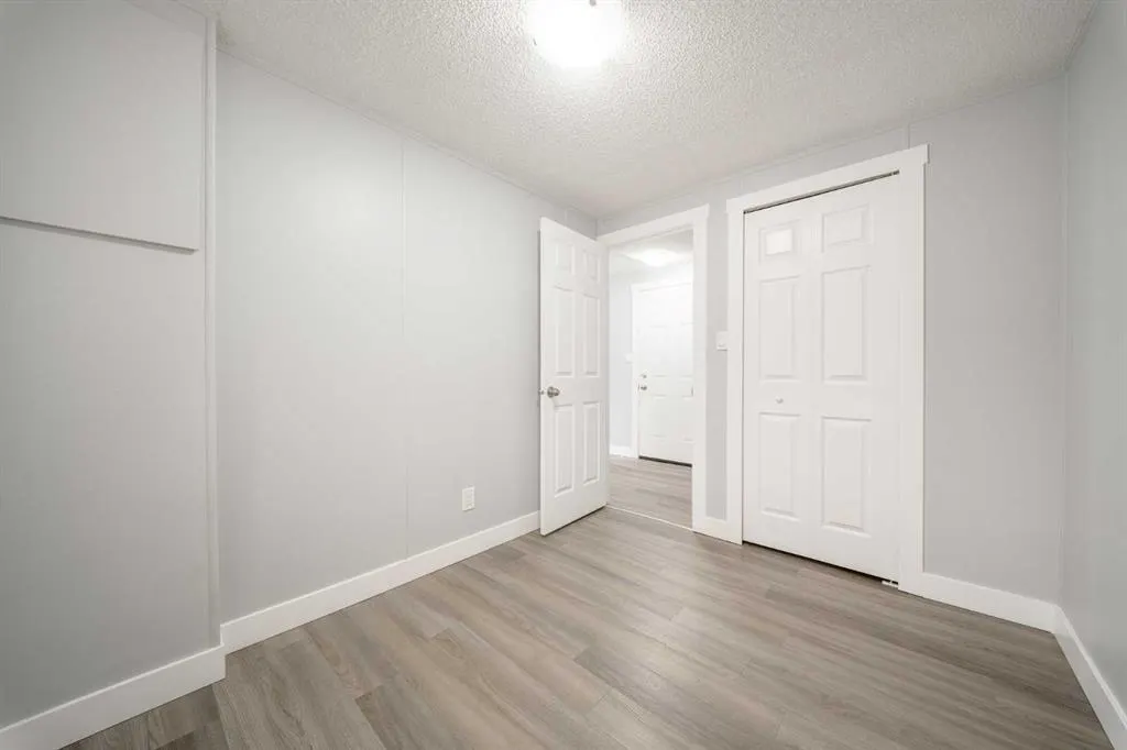 6220 17 Avenue SE #215