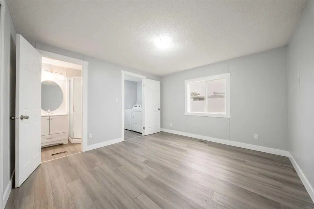 6220 17 Avenue SE #215