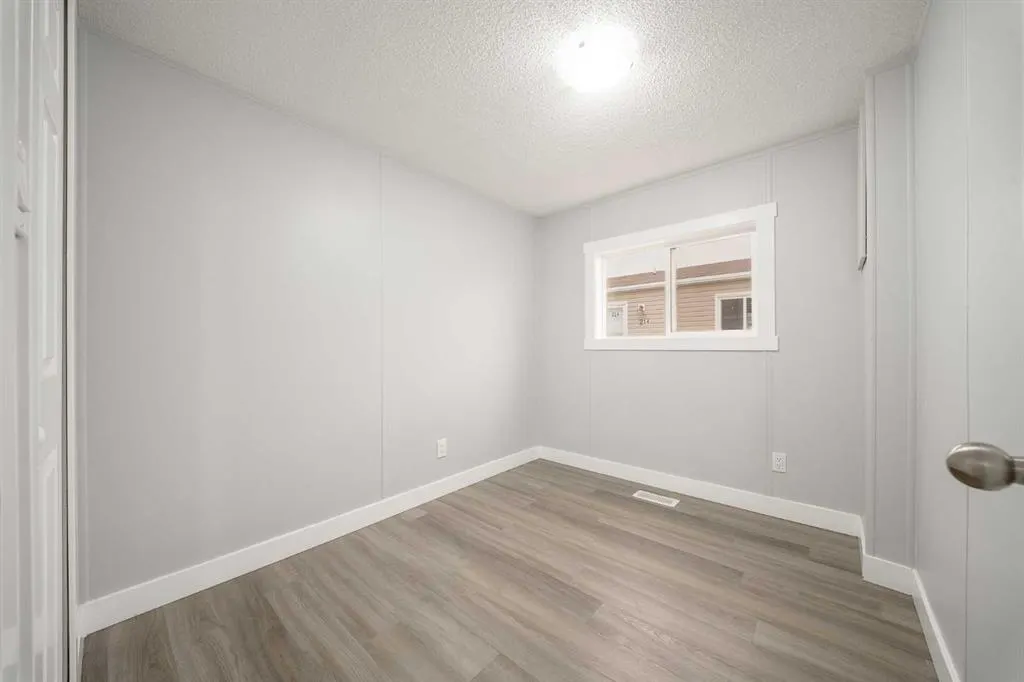 6220 17 Avenue SE #215