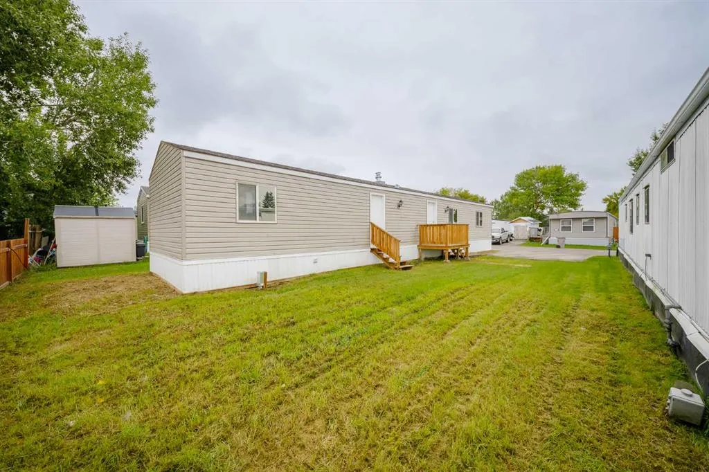 6220 17 Avenue SE #215