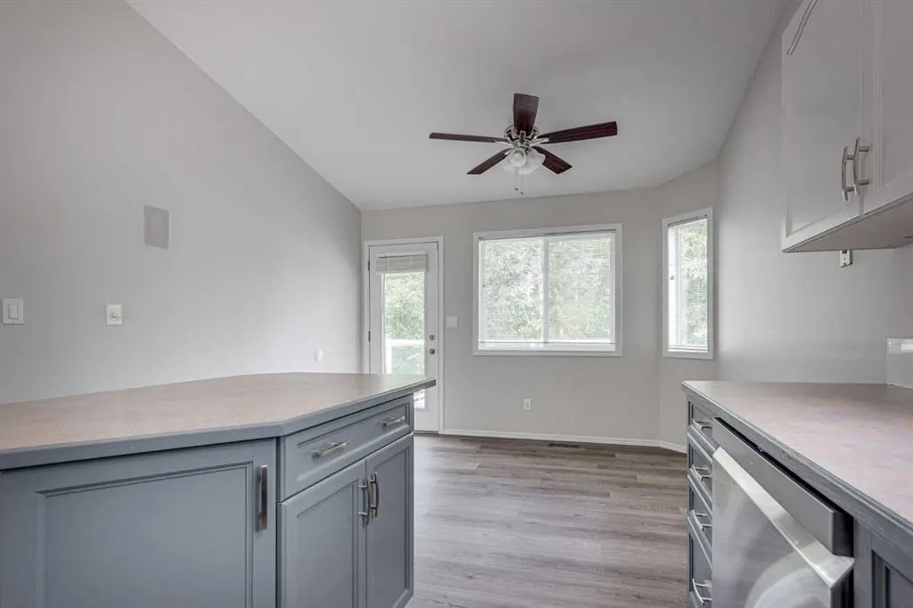 42 Westglen Boulevard