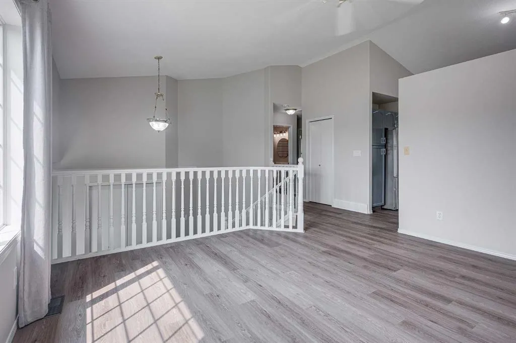 42 Westglen Boulevard