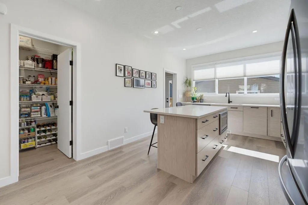9 Amblefield Passage NW