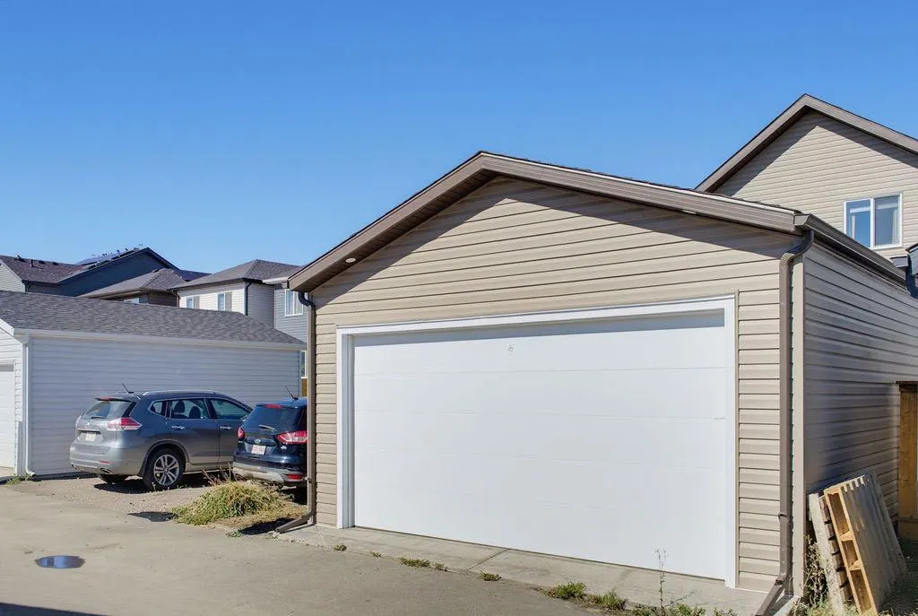 9 Amblefield Passage NW