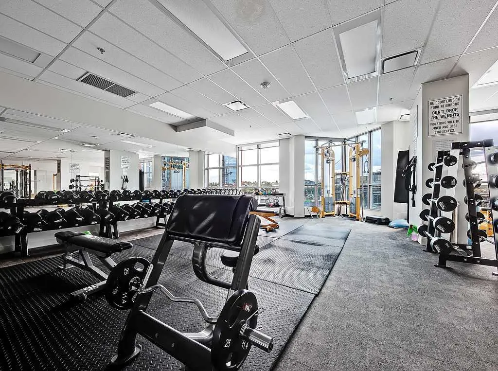 220 12 Avenue SE #902