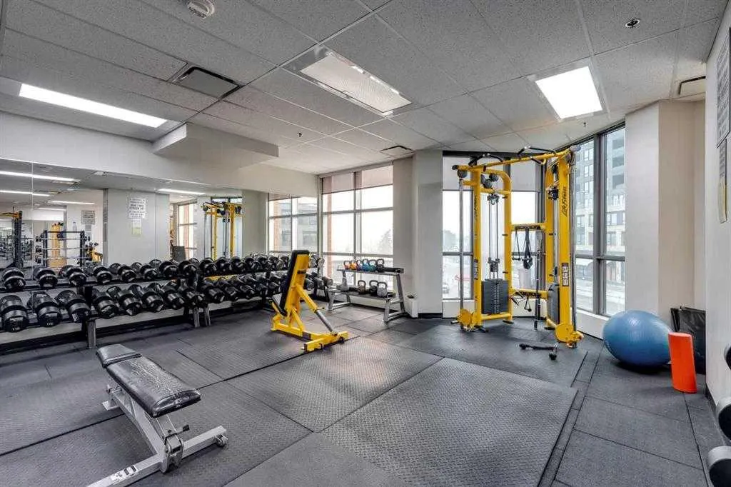220 12 Avenue SE #902