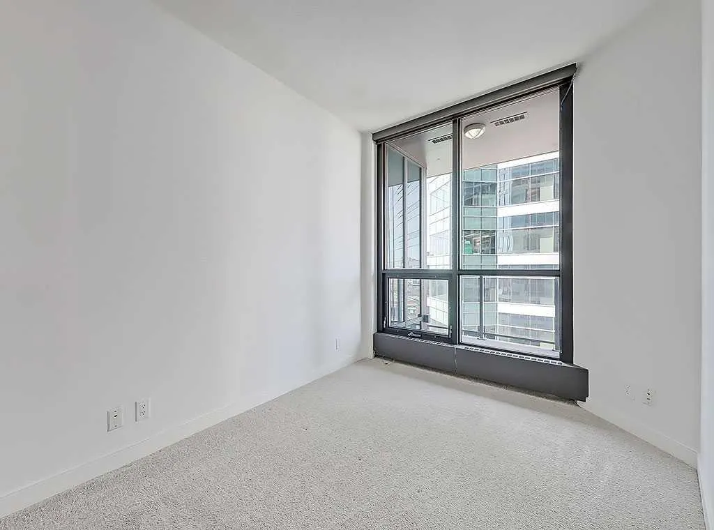 220 12 Avenue SE #902