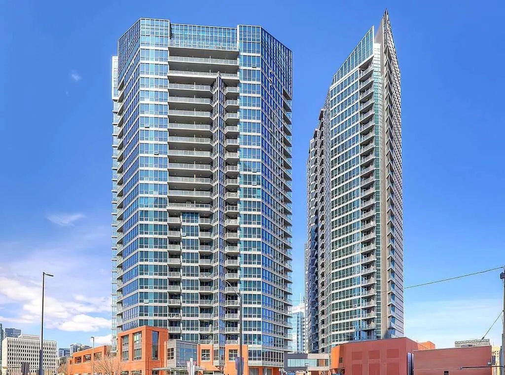 220 12 Avenue SE #902