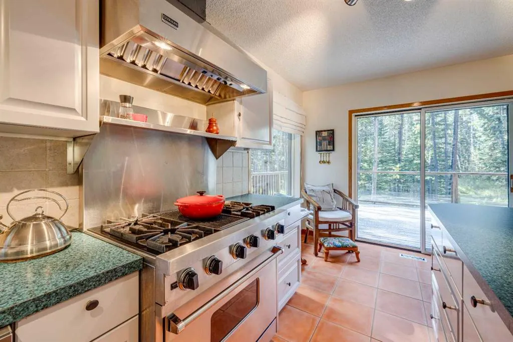11 Elk Valley Gate