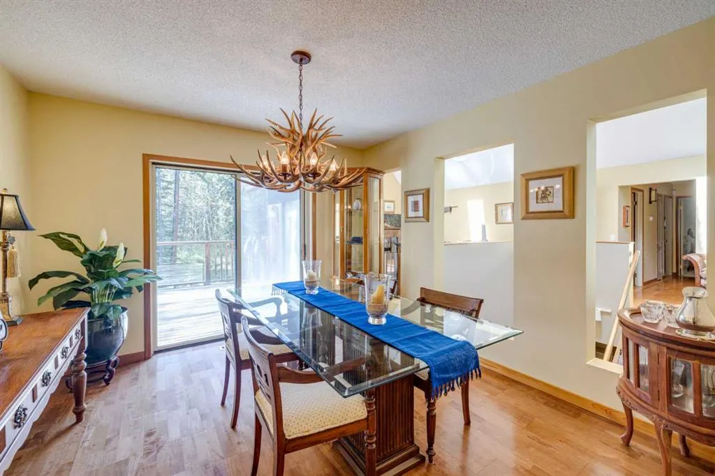 11 Elk Valley Gate