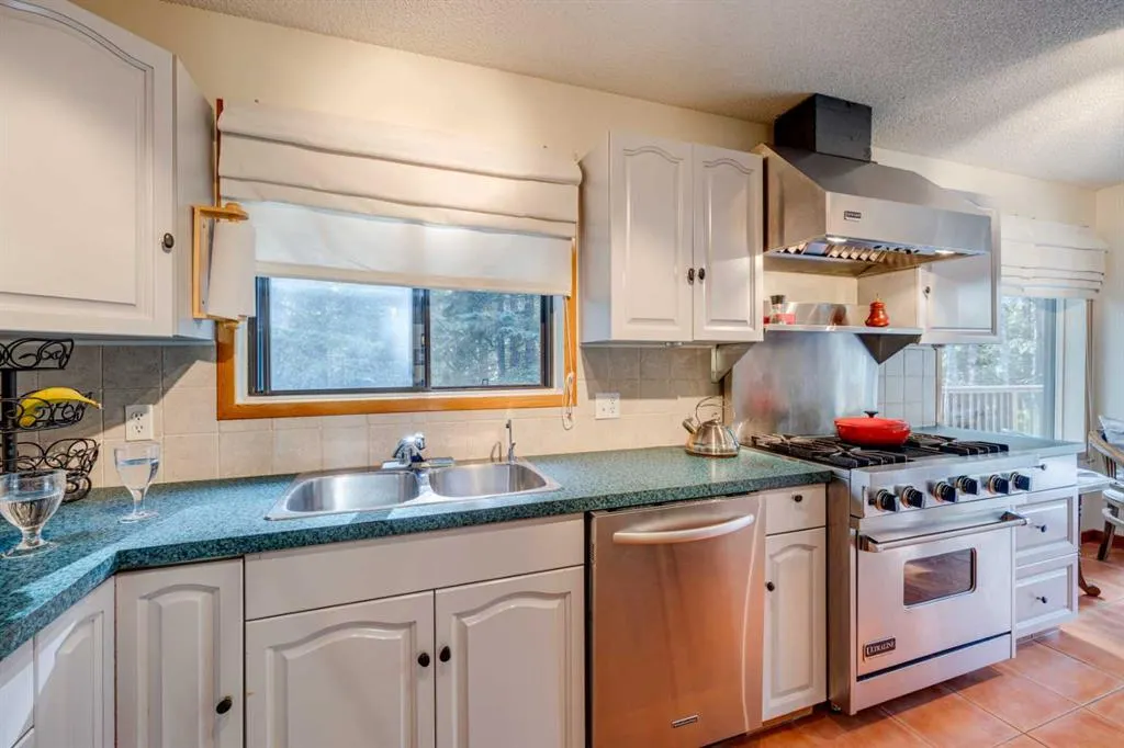 11 Elk Valley Gate