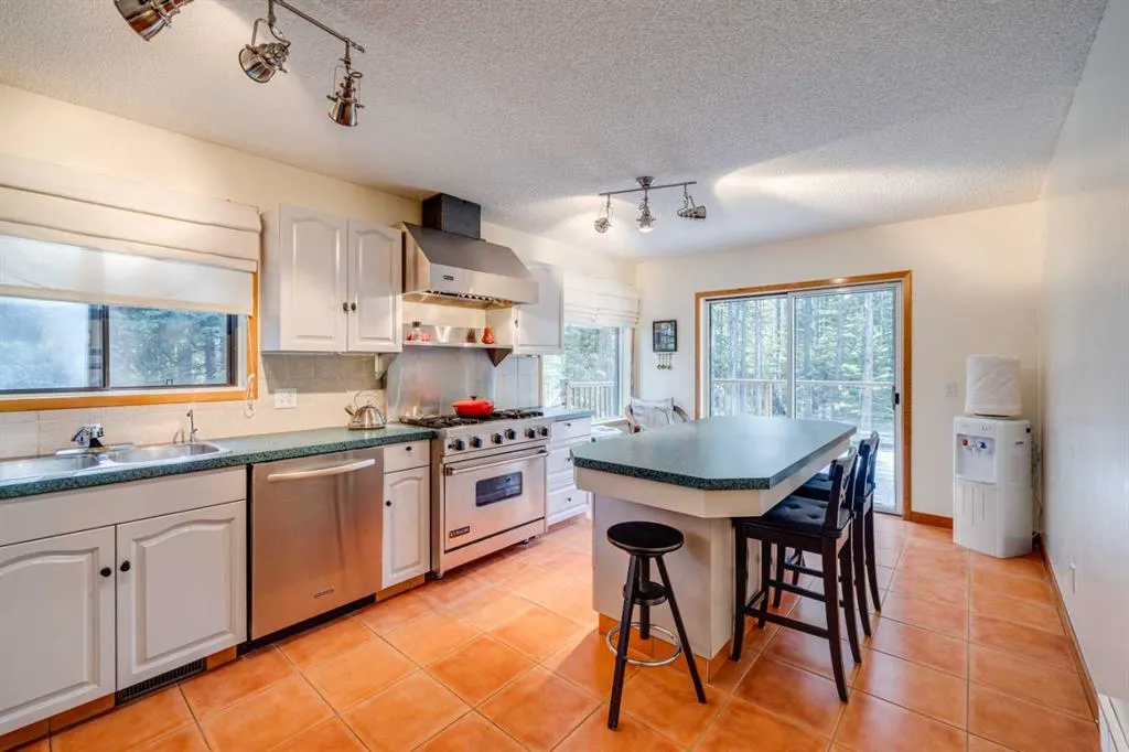 11 Elk Valley Gate