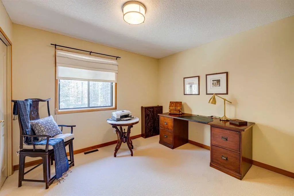 11 Elk Valley Gate
