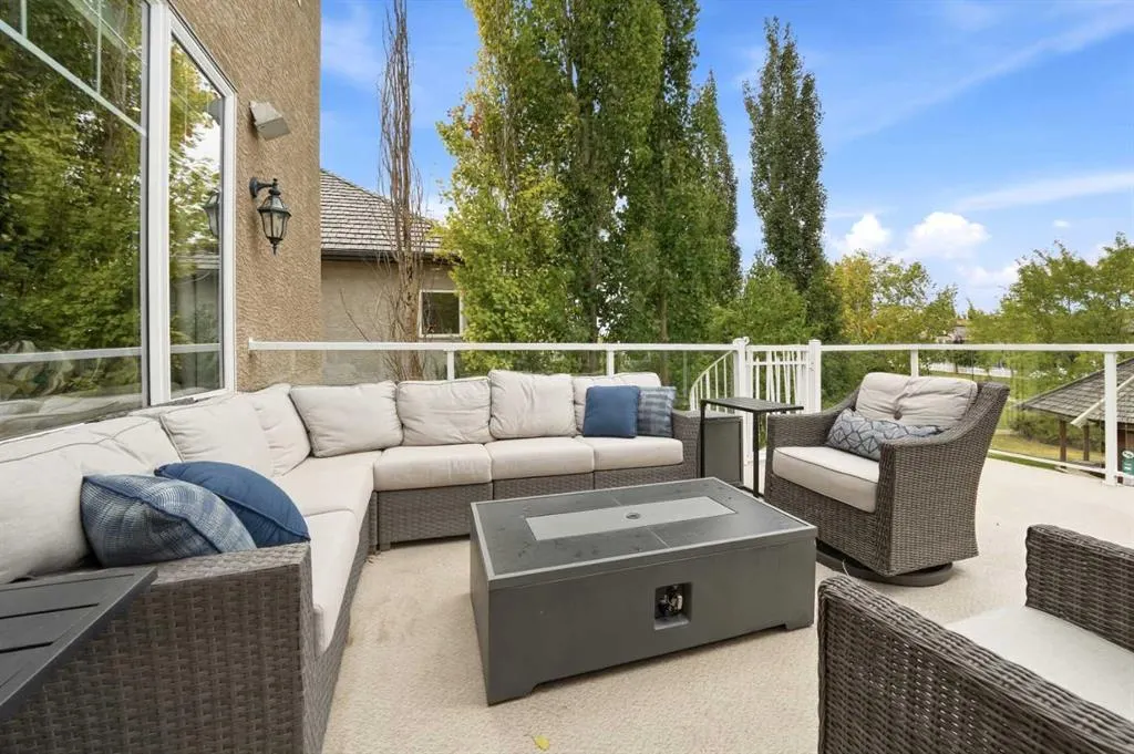 54 Allard Crescent