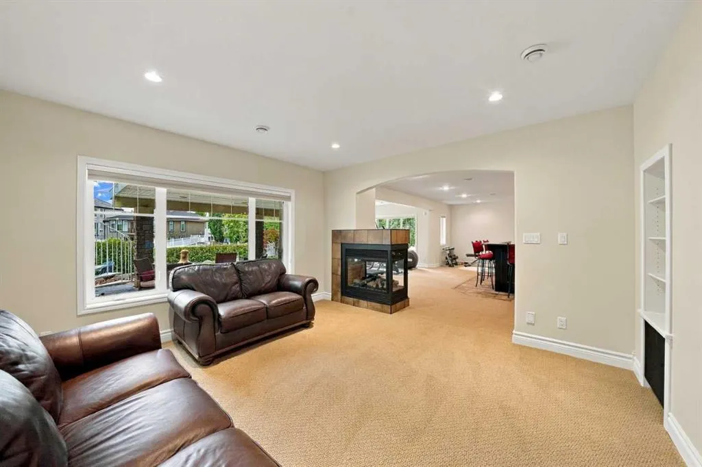54 Allard Crescent