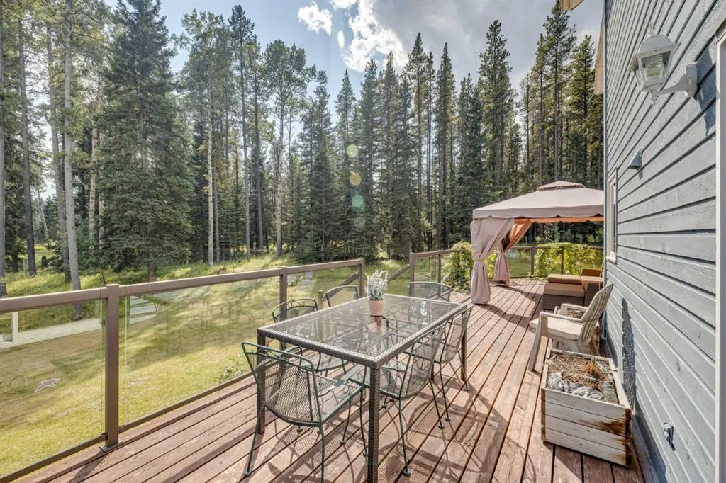 50 Elk Valley Crescent