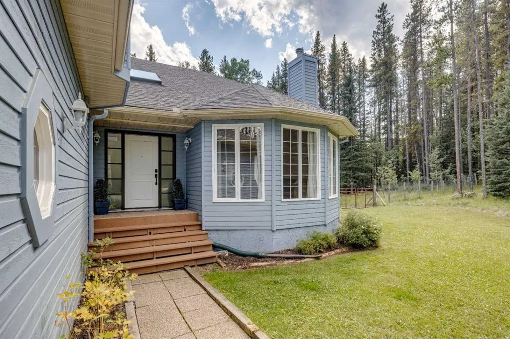 50 Elk Valley Crescent