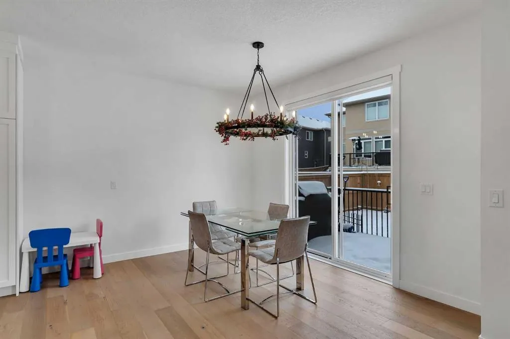 202 Kinniburgh Crescent