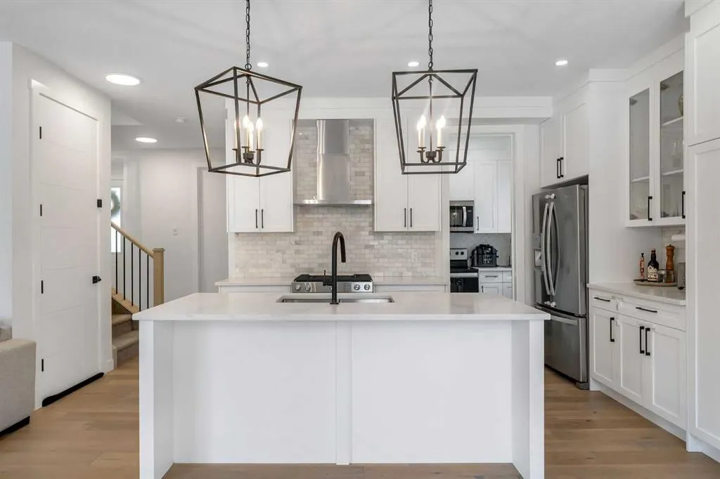 202 Kinniburgh Crescent