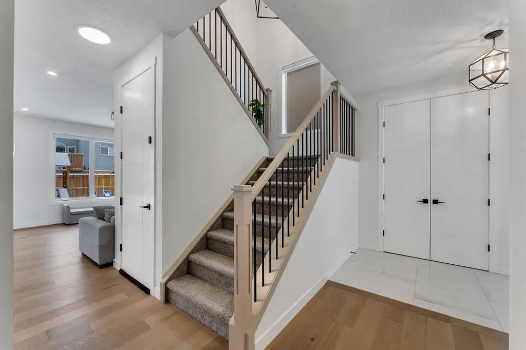 202 Kinniburgh Crescent
