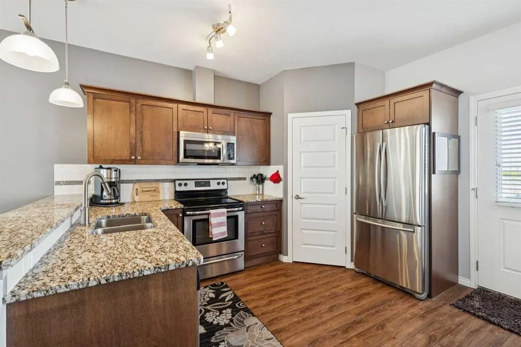1001 8 Street #4203