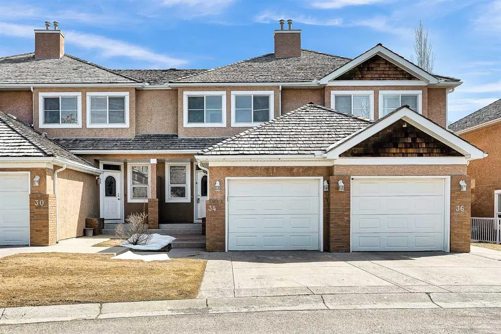 34 Royal Manor NW
