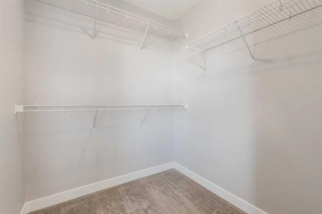 156 Walden Lane SE