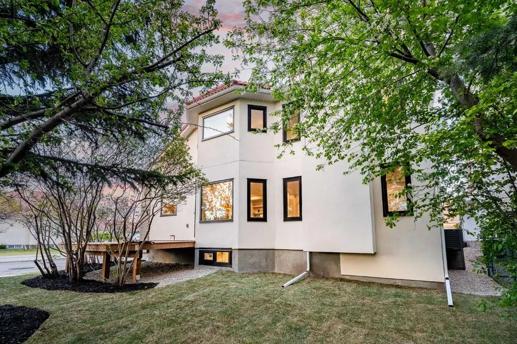 3 Varsity Ridge Terrace NW