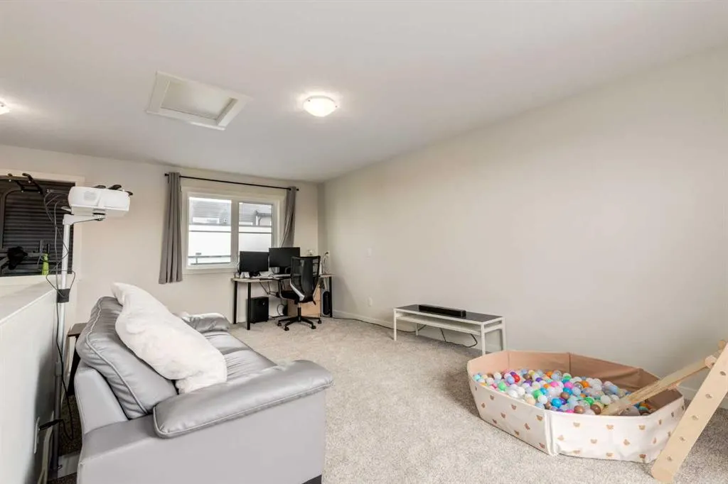 474 Seton Circle SE #104